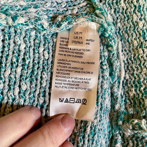 ⚜️Free People deep v-neck popcorn texture sweater⚜️ - Picture 7 of 13